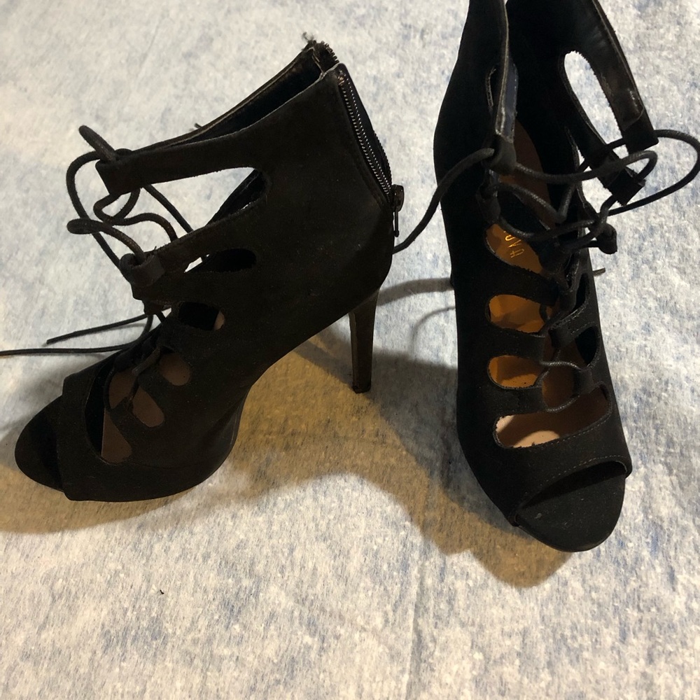 Fashion Nova Elegant Black Suede Lace-Up Heels